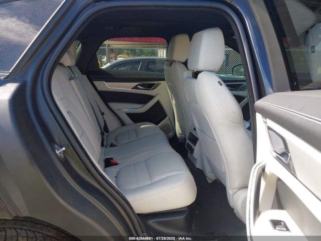 2025 JAGUAR F-PACE SADCT2EX1SA749042 Photo 7