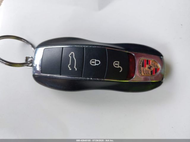 2016 PORSCHE CAYENNE WP1AA2A20GKA37799 Photo 10