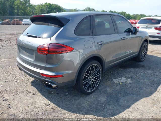 2016 PORSCHE CAYENNE WP1AA2A20GKA37799 Photo 3