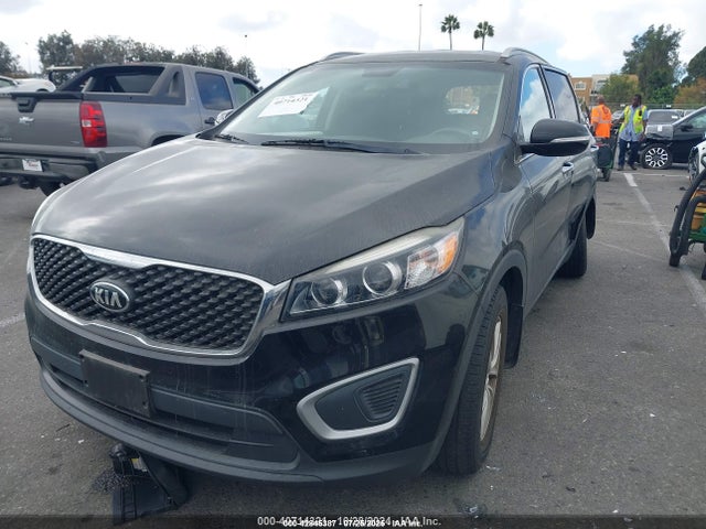 5XYPG4A30HG211702 KIA 2017