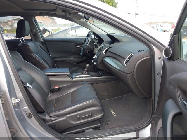 5J8TB4H57HL017680 Acura j35z2