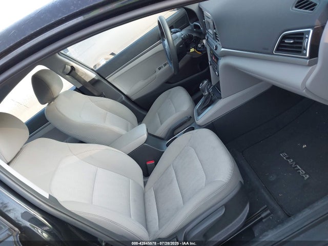 Hyundai 2017 2017 5NPD74LF8HH106599 Image 5