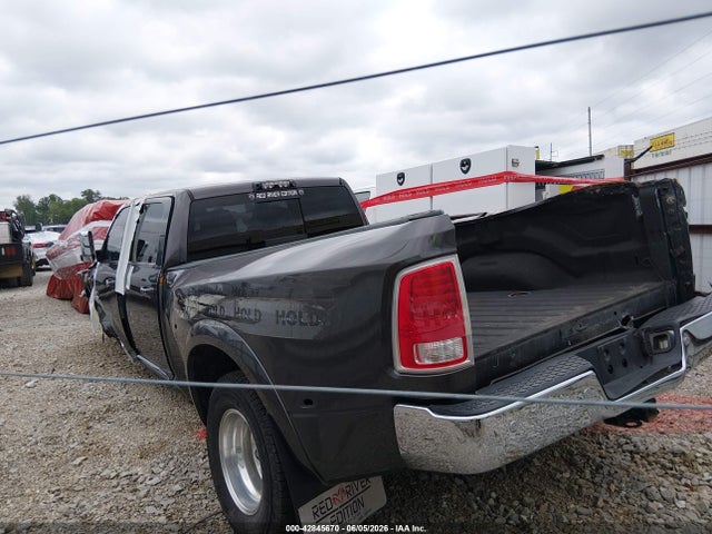 3C63RRKL1HG576385 RAM 3500 Limited 4x4 8&#039; Box