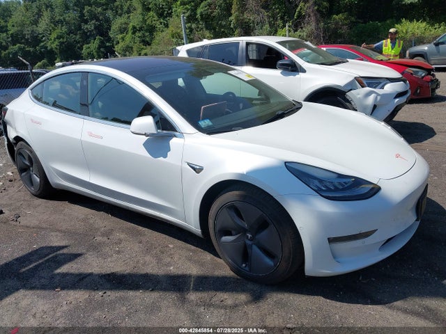 2018 TESLA MODEL 3 5YJ3E1EA3JF019635 Photo 0