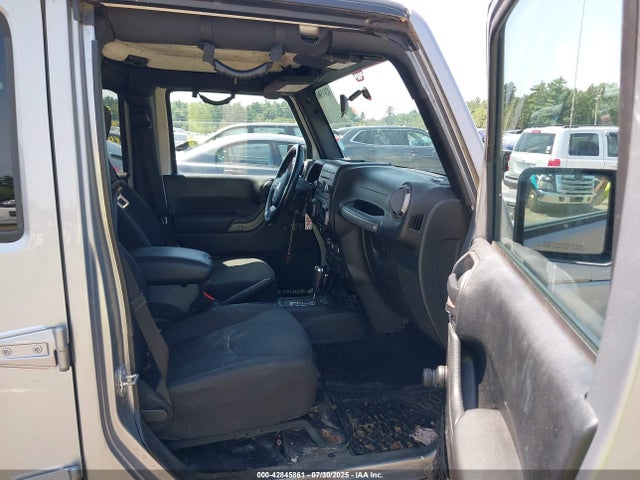 Jeep Wrangler 2016 1C4BJWDG2GL283588 Image 5