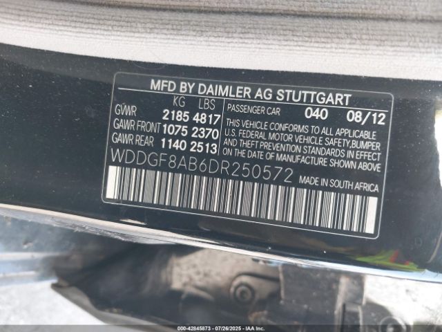 2013 MERCEDES-BENZ C 300 WDDGF8AB6DR250572 Photo 8