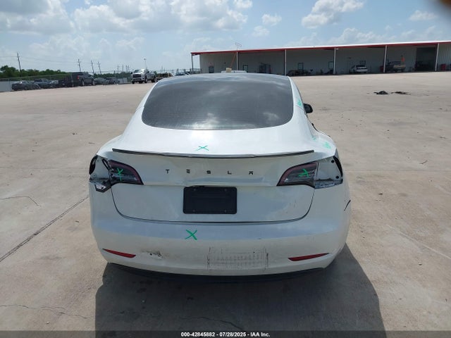 5YJ3E1EA9PF430613 Tesla MODEL 3