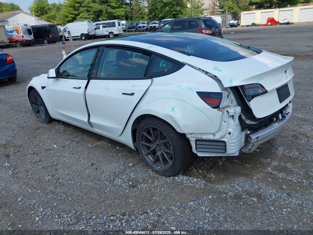 2022 TESLA MODEL 3 5YJ3E1EA3NF115223 Photo 2