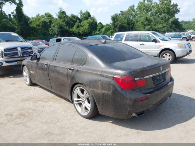 2013 BMW 740I WBAYA6C50DD143312 Photo 2