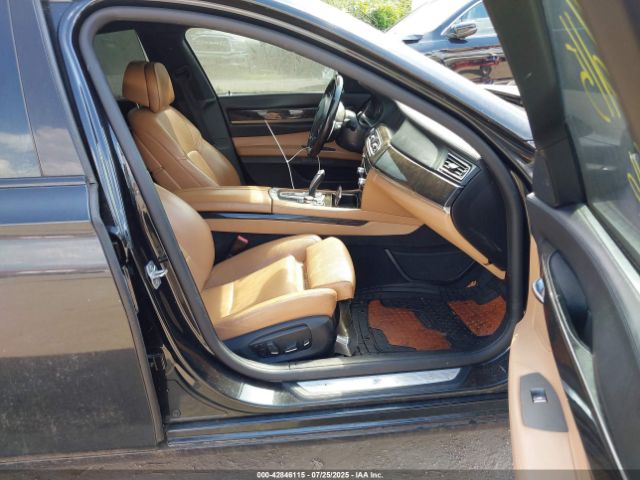 2013 BMW 740I WBAYA6C50DD143312 Photo 4