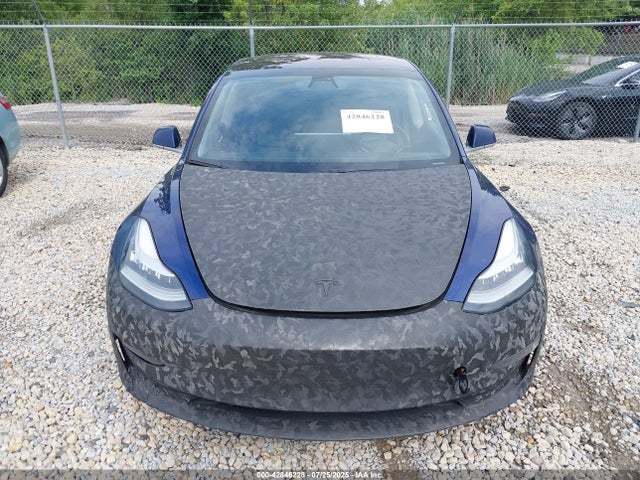 5YJ3E1EA9JF030915 Tesla 2018