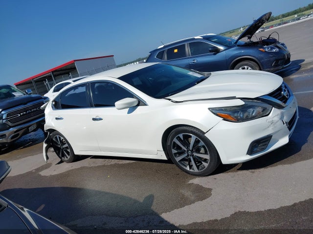 Nissan 2018 2018 1N4AL3AP2JC113043 Image 13