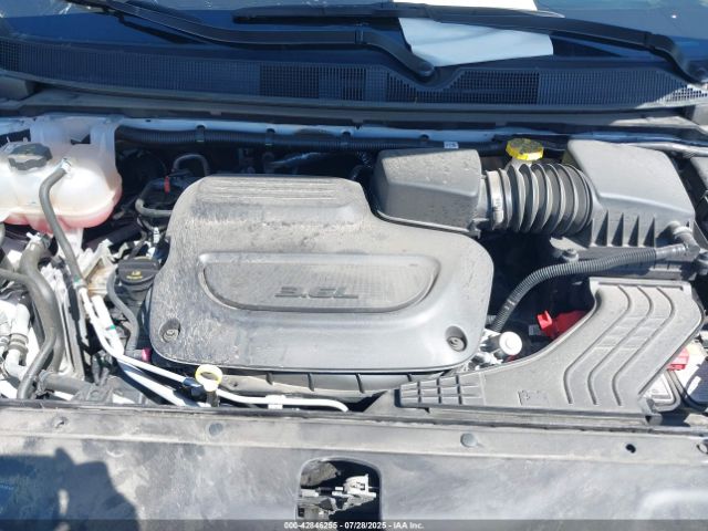 2024 CHRYSLER PACIFICA 2C4RC1BG4RR182304 Photo 9