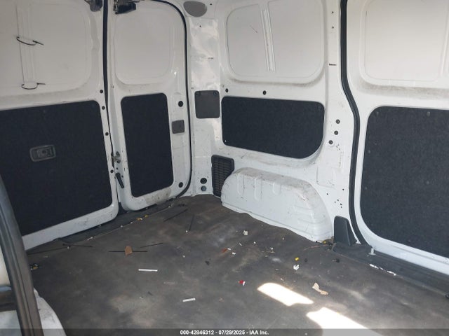 3N6CM0KN1HK709094 Nissan 2017