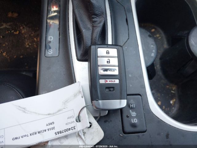2016 ACURA RDX 5J8TB3H57GL006655 Photo 10