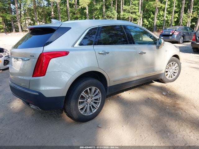 2017 CADILLAC XT5 1GYKNBRS0HZ205474 Photo 3