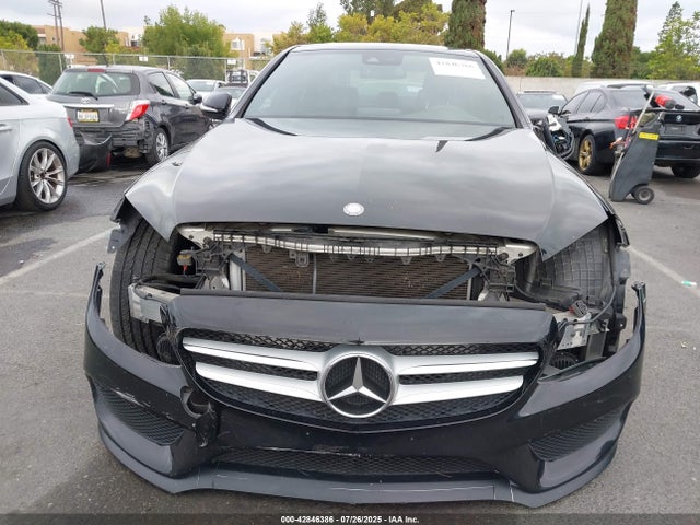 55SWF6GB0FU012628 Mercedes-Benz C 400 4matic