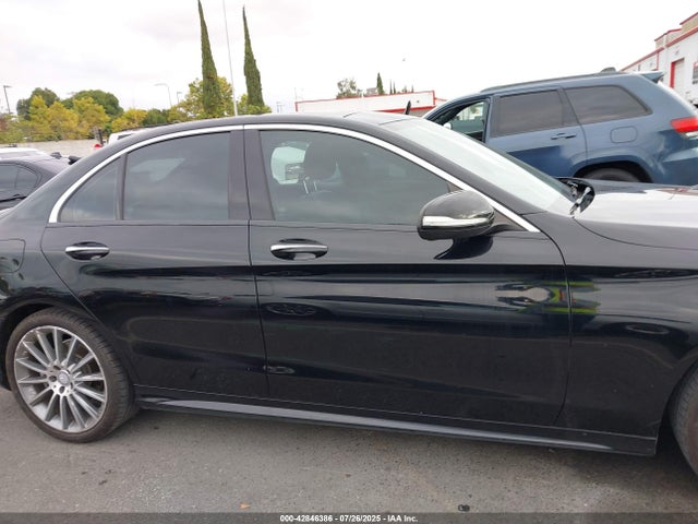 55SWF6GB0FU012628 Mercedes-Benz C 400 4matic