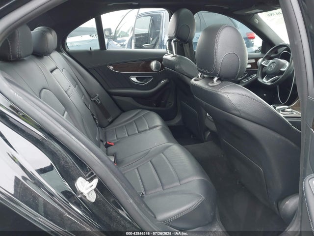 55SWF6GB0FU012628 Mercedes-Benz C 400 4matic