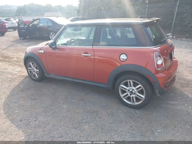 2012 MINI COOPER S WMWSV3C56CTY17735 Photo 2