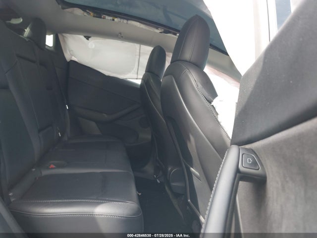 2022 TESLA MODEL Y 7SAYGDEF8NF391851 Photo 7