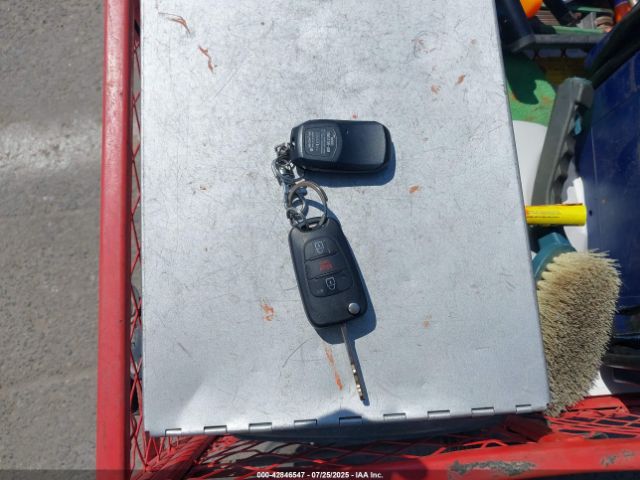 2012 KIA SOUL KNDJT2A63C7445712 Photo 10