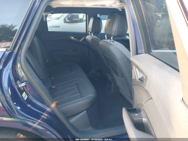 2023 AUDI Q4 E-TRON WA1BCBFZ0PP006457 Photo 7