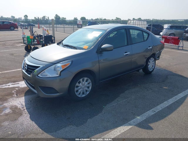 Nissan Versa 2019 3N1CN7AP3KL879814 Image 2