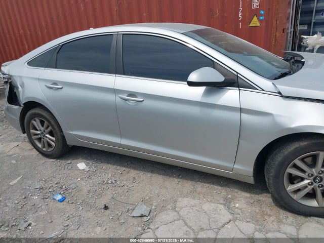 Hyundai Sonata 2017 5NPE24AF9HH558227 Image 13