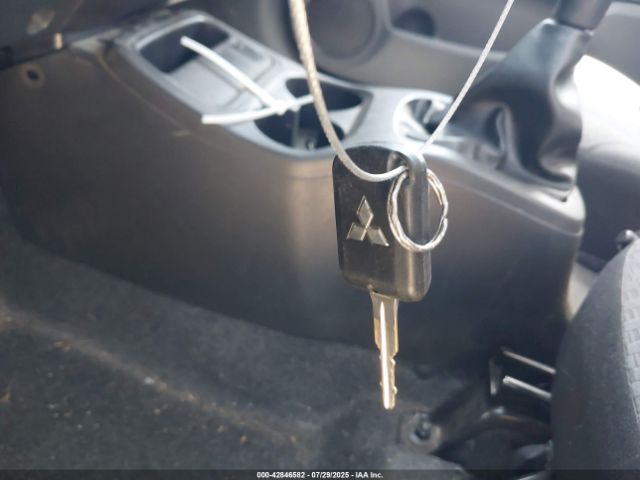 2019 MITSUBISHI MIRAGE ML32A3HJ2KH000822 Photo 10