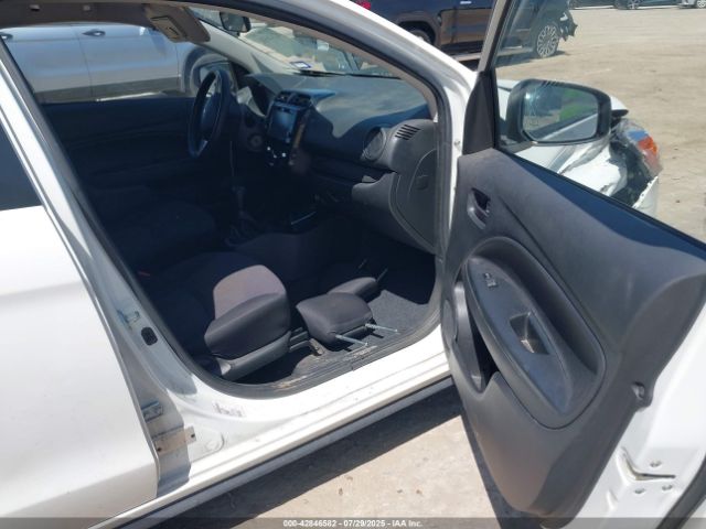 2019 MITSUBISHI MIRAGE ML32A3HJ2KH000822 Photo 4