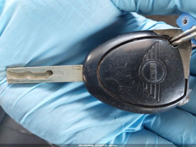 2003 MINI COOPER S WMWRE33483TD67403 Photo 10