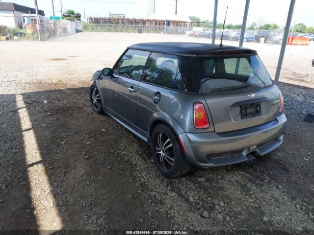 2003 MINI COOPER S WMWRE33483TD67403 Photo 2