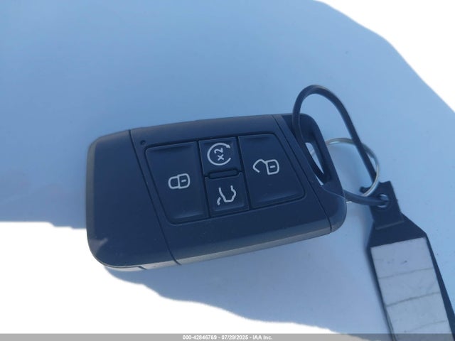 42846769 :رقم المزاد ، 3VV2B7AX7PM020066 vin ، 2023 Volkswagen Tiguan 2.0t Se مزاد بيع