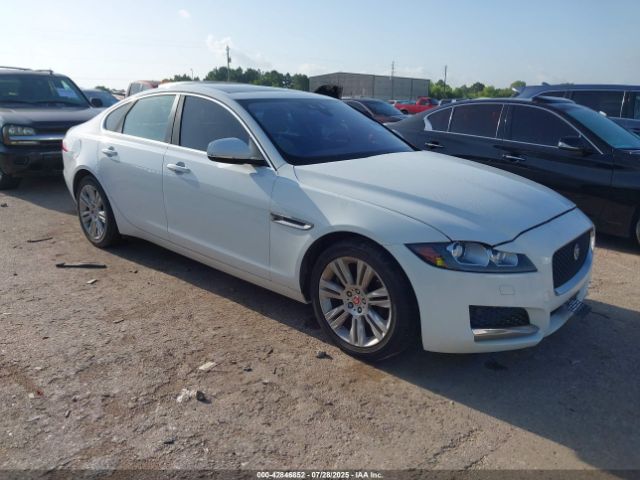 2017 JAGUAR XF SAJBR4BV6HCY27270 Photo 0