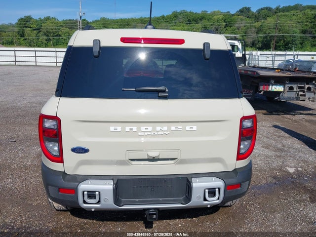 3FMCR9BN9SRE17972 Ford dragon
