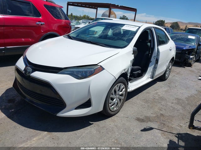 Toyota 2zr-fe 2017 5YFBURHEXHP710669 Image 2