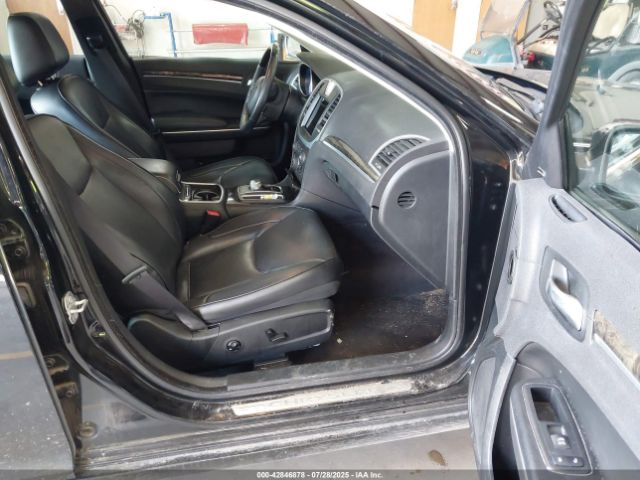 2017 CHRYSLER 300 2C3CCAKGXHH571267 Photo 4