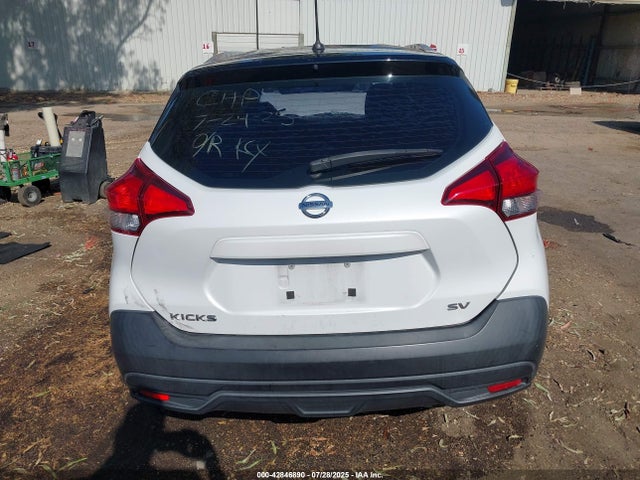 3N1CP5CU7KL562863 Nissan 2019