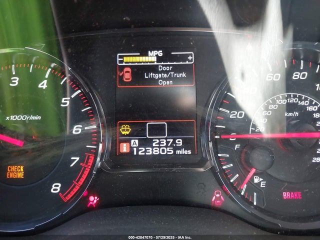 Subaru dib 2018 JF1VA1A60J9808427 Image 15