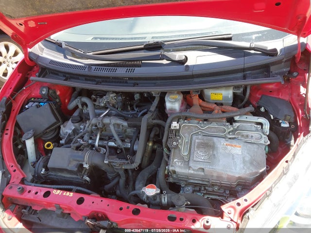 JTDKDTB32G1128833 Toyota 1nz-fxe+1lm