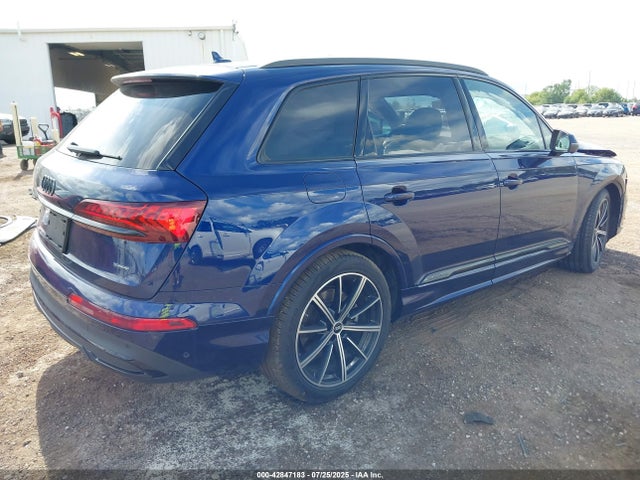 2022 AUDI Q7 WA1VXBF72ND006488 Photo 3