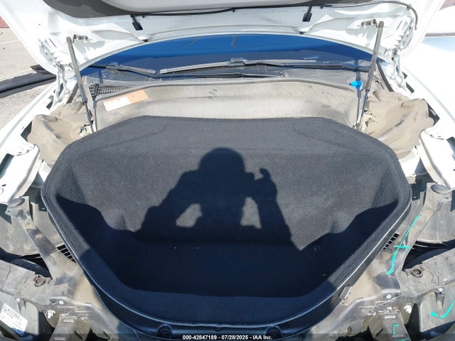 2015 TESLA MODEL S 5YJSA1E42FF106175 Photo 9