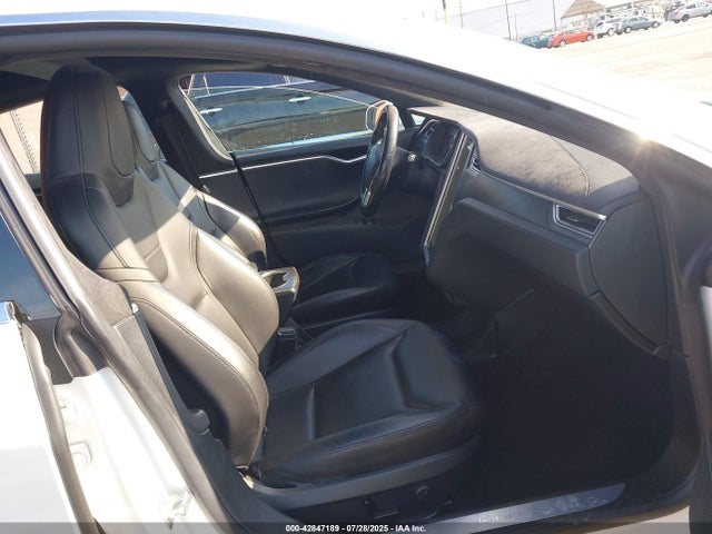2015 TESLA MODEL S 5YJSA1E42FF106175 Photo 4