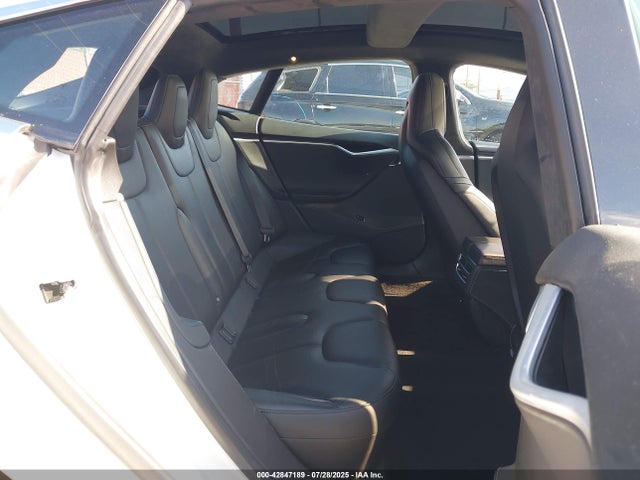 2015 TESLA MODEL S 5YJSA1E42FF106175 Photo 7