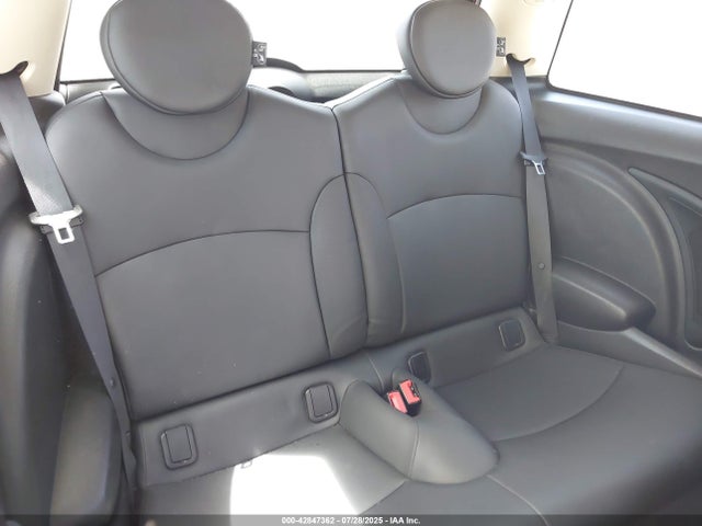 2012 MINI COOPER WMWSU3C51CT254127 Photo 7