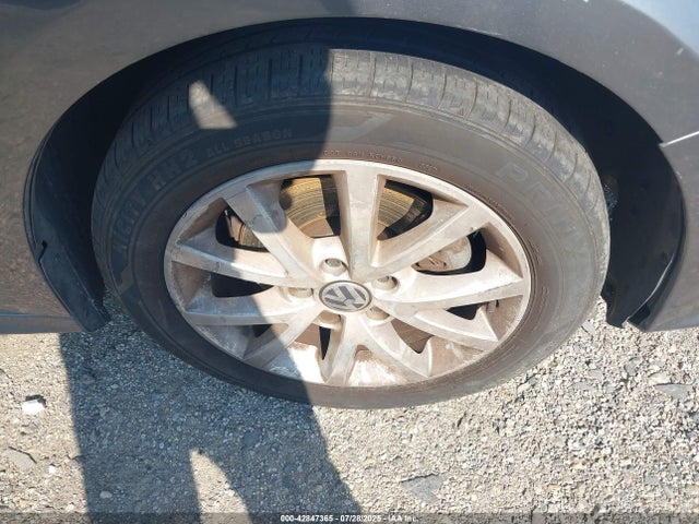 3VWD17AJ0FM230803 Volkswagen 1.8t