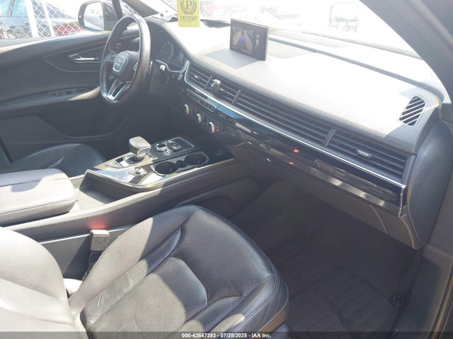 2017 AUDI Q7 WA1AHAF73HD041132 Photo 4