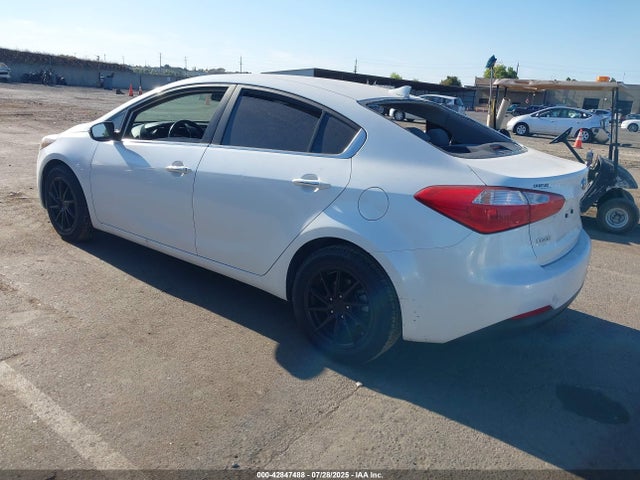 KIA 2014 2014 KNAFX4A8XE5114788 Image 3