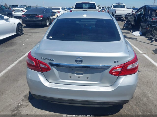 Nissan Altima 2017 1N4AL3AP2HC223133 Image 16